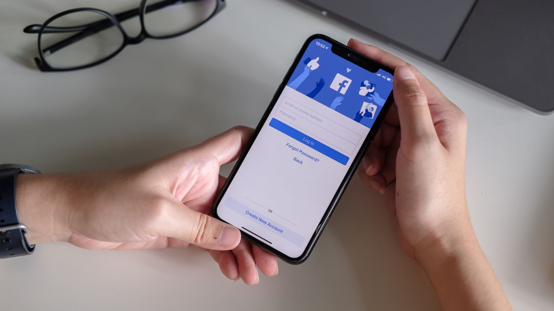 Cách tải Facebook APK từ nguồn tin cậy